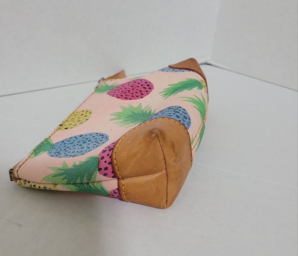 Dooney Bourke Pineapple Case Cosmetics - image 4